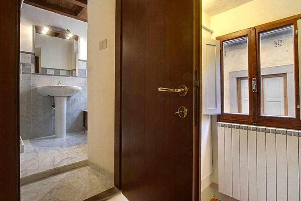 Апартаменты Panzani Rustico Vicino Santa Maria Novella Флоренция Экстерьер фото